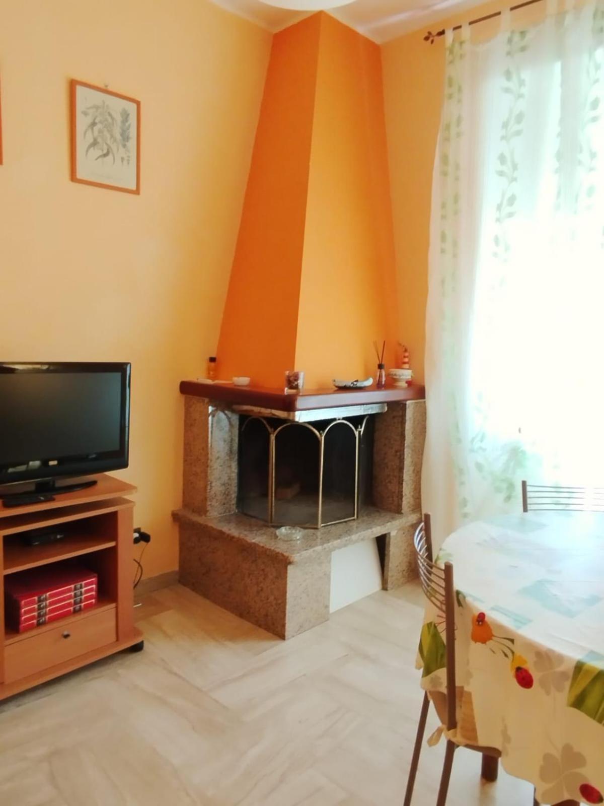 Casa Di Anna Appartement Tolfa Buitenkant foto